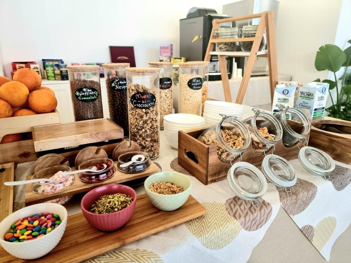 Hotel Elefantino Grey - Free Breakfast & Brunch Until 13-00 - Vicinissimi A Mirabilandia Milano Marittima Eksteriør bilde