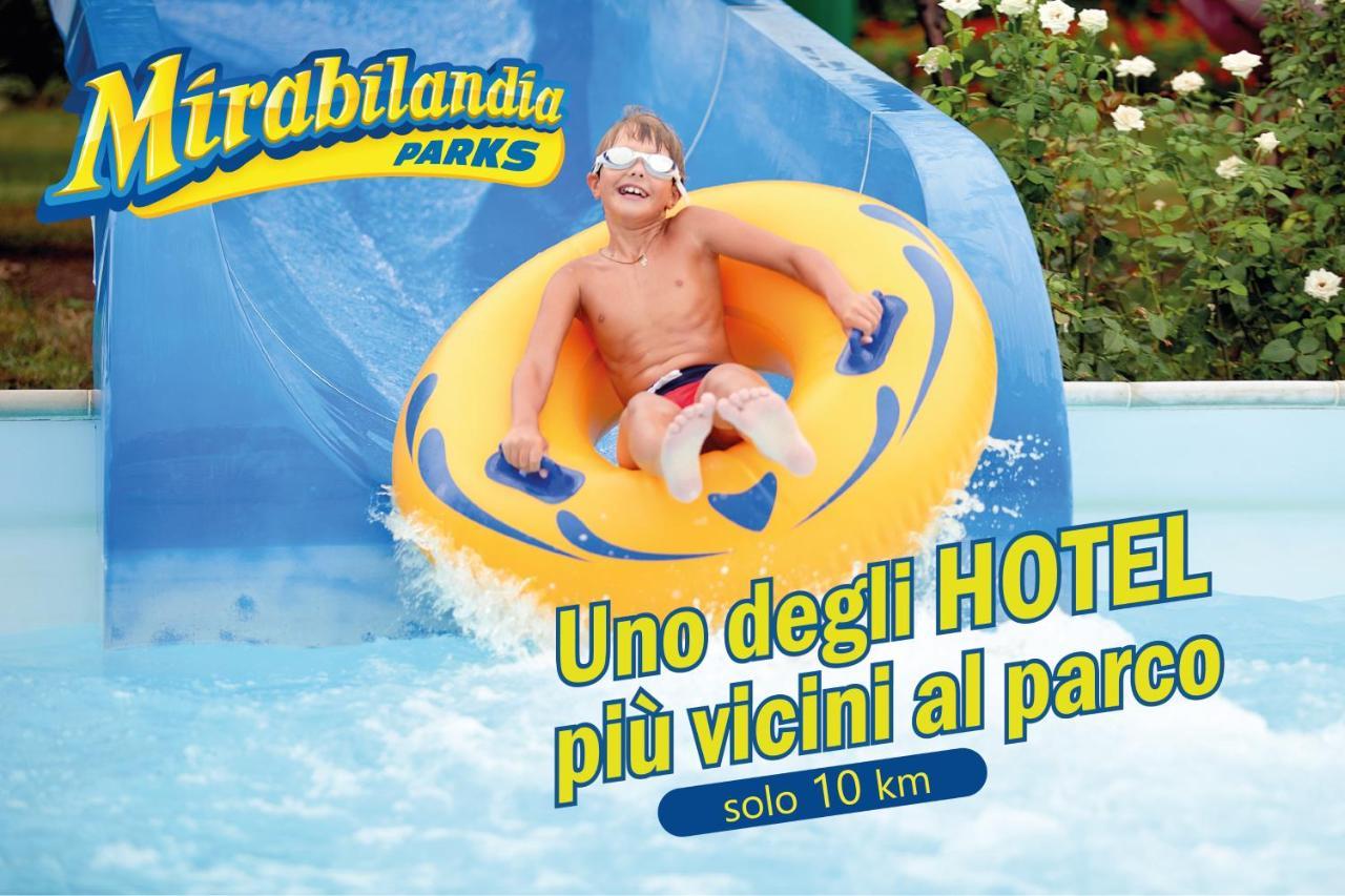 Hotel Elefantino Grey - Free Breakfast & Brunch Until 13-00 - Vicinissimi A Mirabilandia Milano Marittima Eksteriør bilde